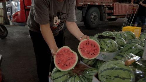 交城人民吃瓜,品味民间美食，探寻地方特色