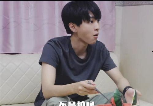 王俊凯在线吃瓜视频观看,揭秘娱乐圈幕后故事