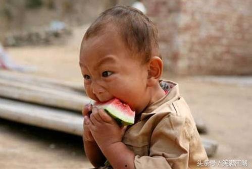 女孩吃瓜搞笑段子,女孩吃瓜搞笑段子大盘点