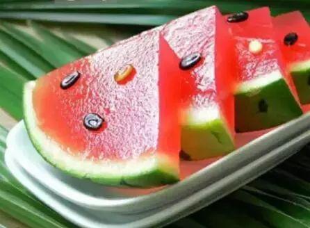 吃瓜群众流口水,口水直流！揭秘那些让人垂涎欲滴的美食诱惑