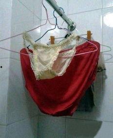 红色内裤男孩吃瓜视频,揭秘网络红人的另类魅力