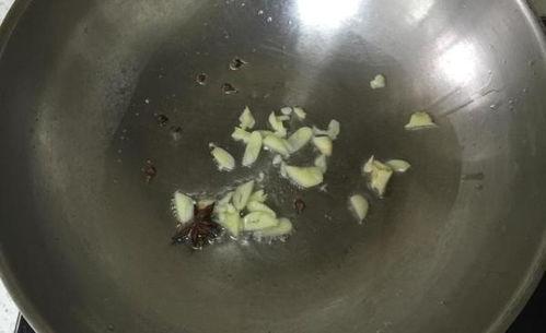 吃蛇瓜要削皮吃吗,是否需要削皮？