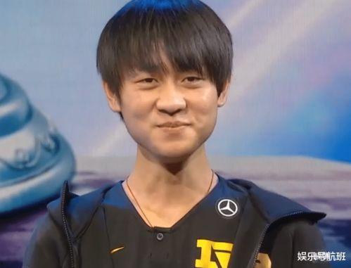 田小野与小明吃瓜,一场吃瓜盛宴的欢乐时光