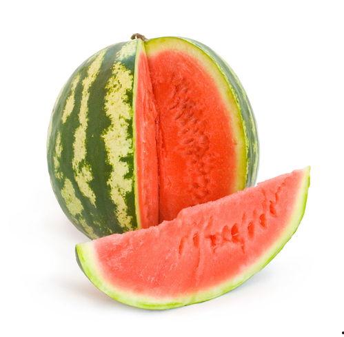 立秋吃瓜小朋友,小朋友的夏日收尾盛宴