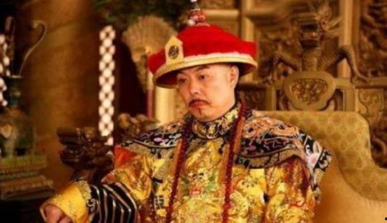 吃瓜的皇帝,宫廷中的趣味生活与权力游戏