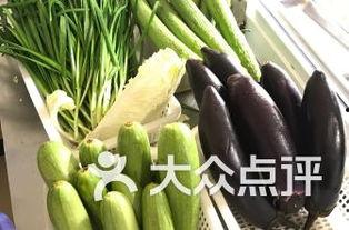 盘龙小区吃瓜,邻里琐事引发社区热议