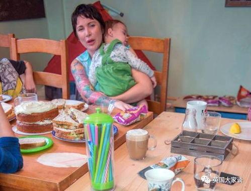 姐妹干架父母吃瓜