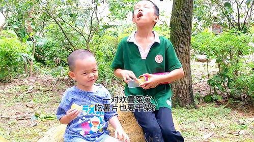 姐妹干架父母吃瓜