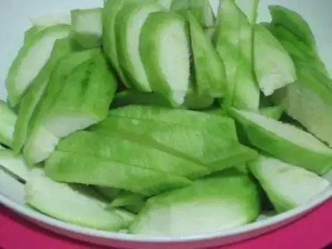 吃角瓜视频男子