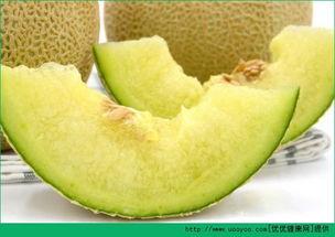 来姨妈吃哈密瓜好不,“经期女性食用哈密瓜的适宜性探讨”